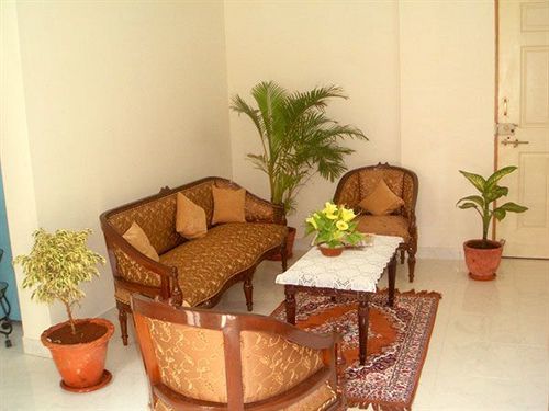 פונה Compact Homes מראה חיצוני תמונה